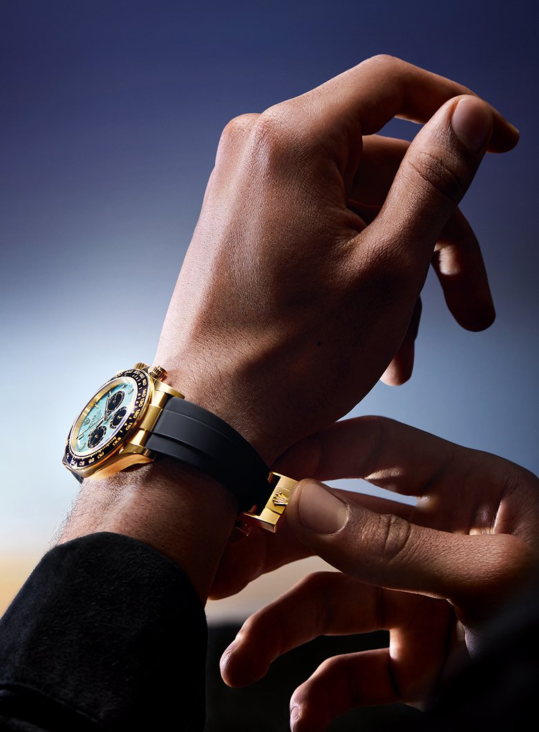 Exclusive dials