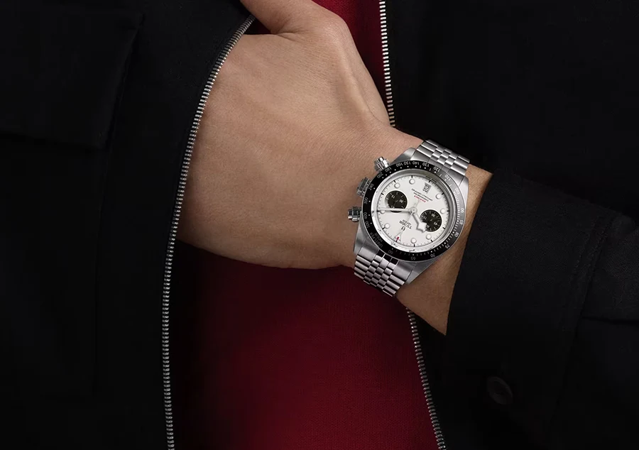 BLACK BAY CHRONO