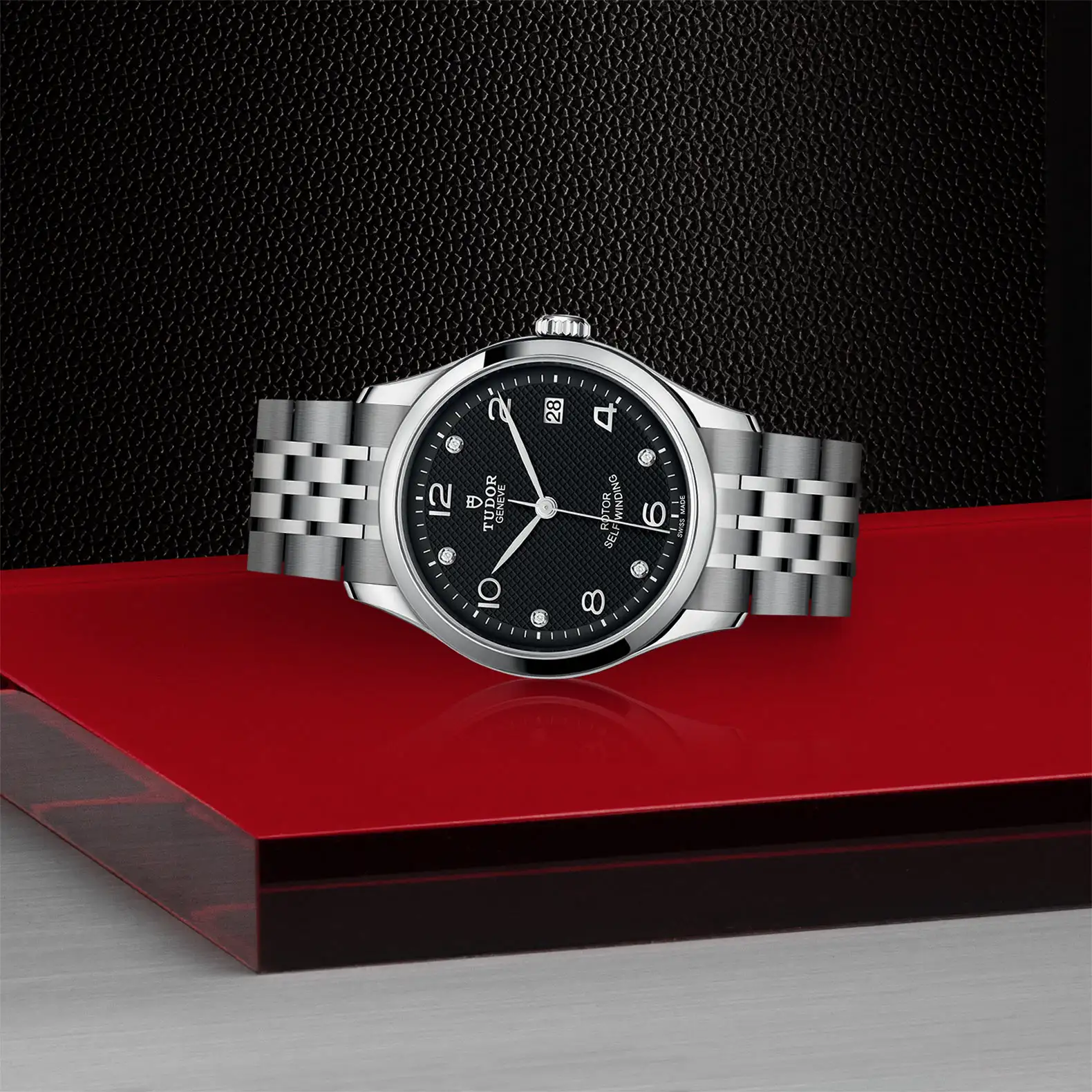 Tudor 1926 - Model No. M91450-0004