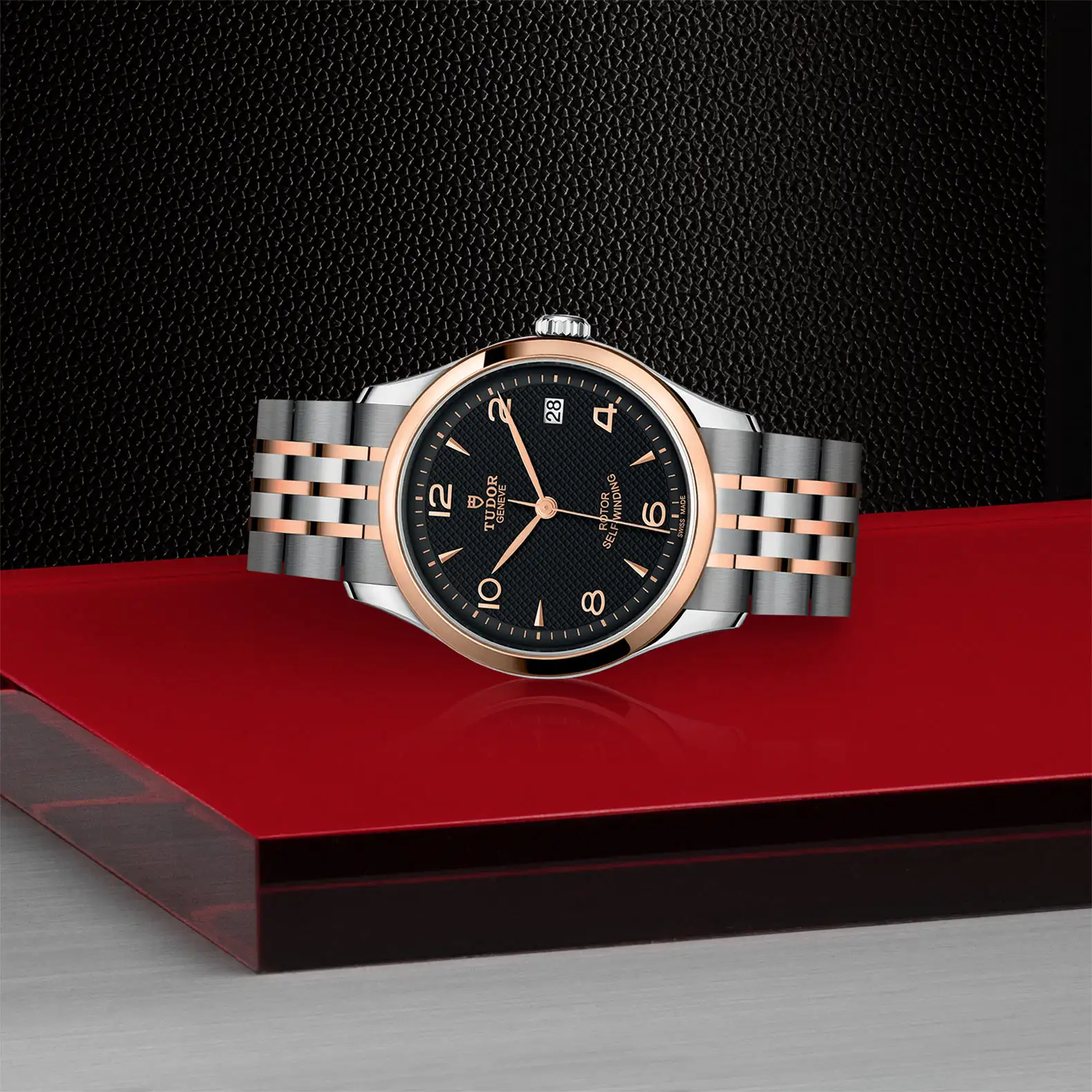 Tudor 1926 - Model No. M91451-0003