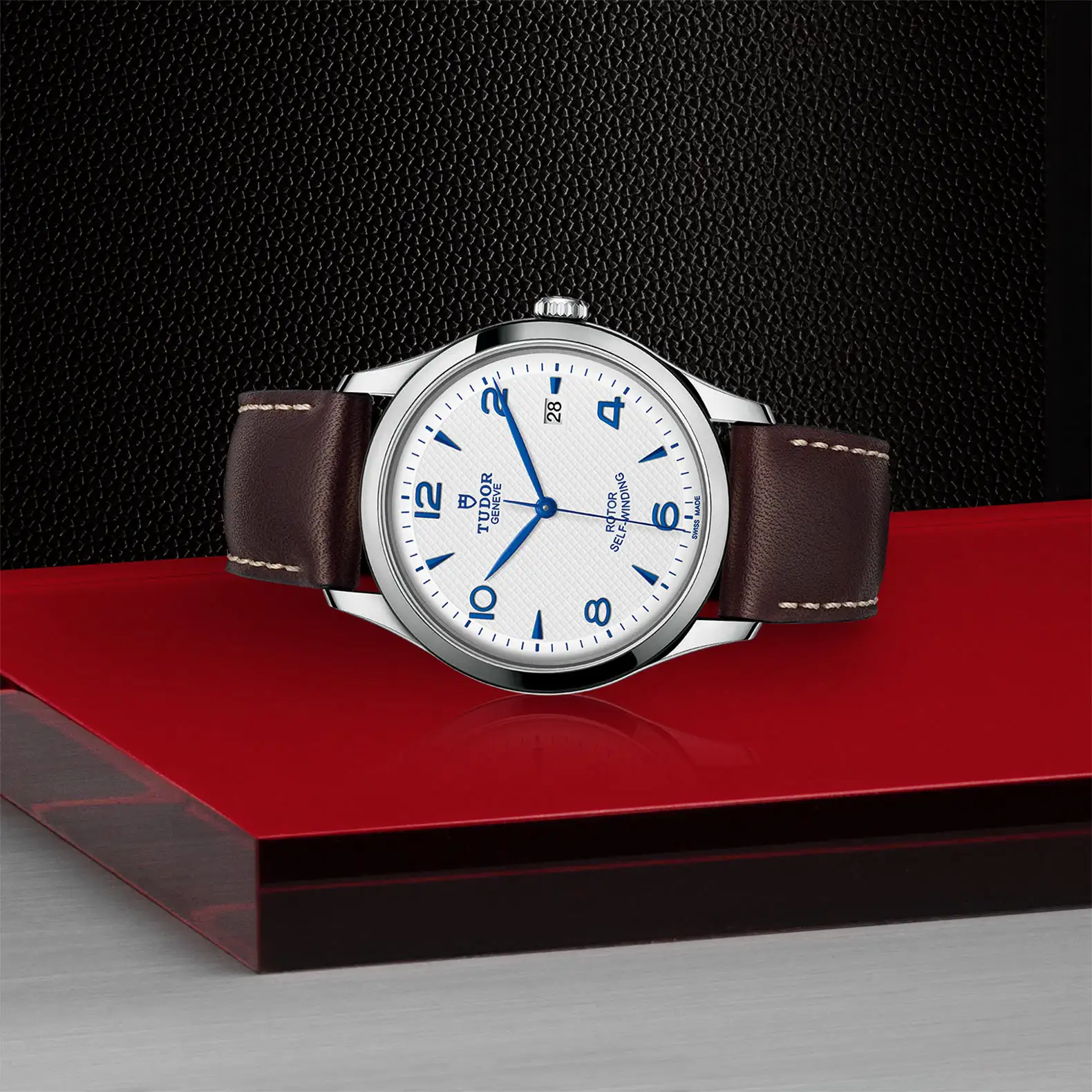 Tudor 1926 - Model No. M91650-0010