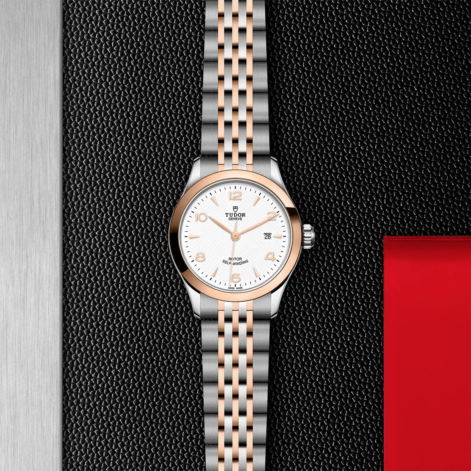 Tudor 1926 - Model No. M91351-0009