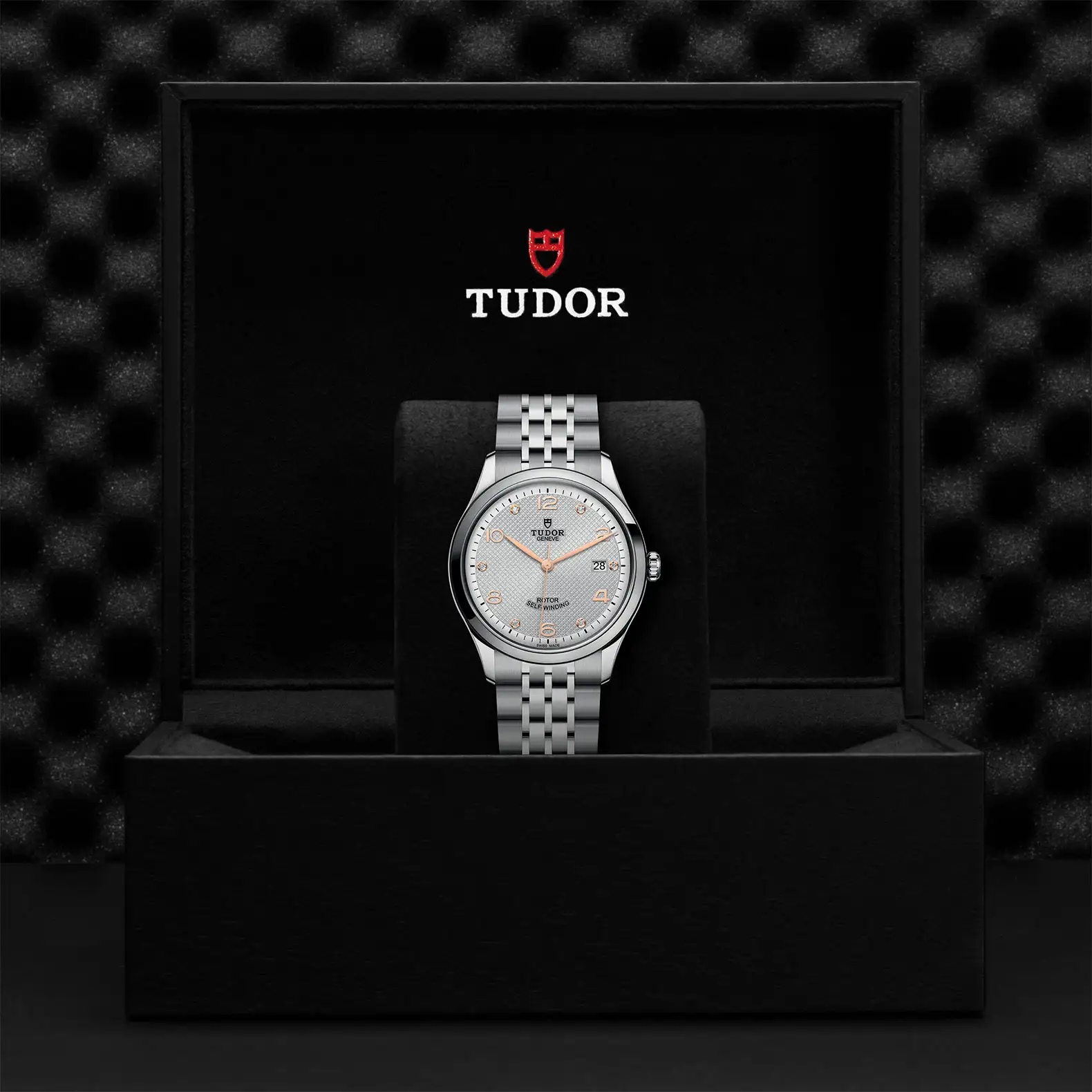Tudor 1926 - Model No. M91550-0003